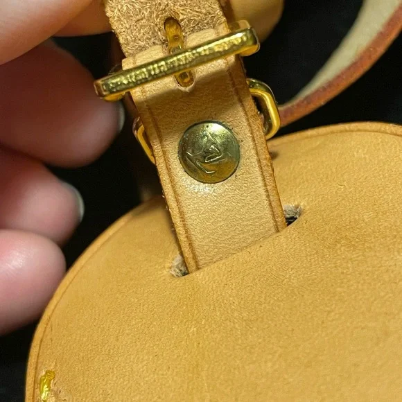 Louis Vuitton Vachetta Luggage Tag and Poignet set EUC - Picture 3 of 8